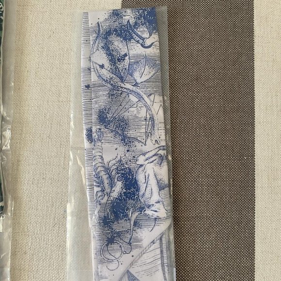 Twillies Twilly Mitzah tres chic scarves similar to Dior - Picture 6 of 6